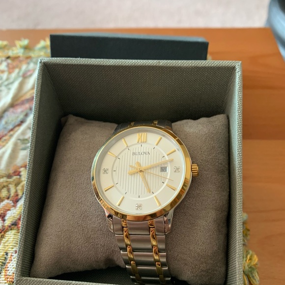 Men’s Diamond Accented Bulova Watch - Picture 3 of 4